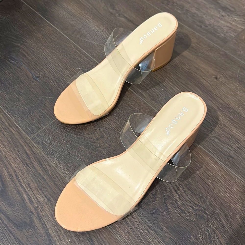 The Invisible Strap “It” shoe